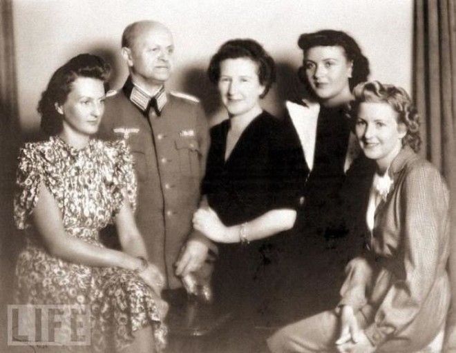 Личные фото жены Адольфа Гитлера