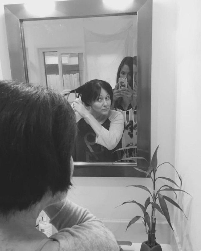 Шеннен Доэрти сбрила волосы в знак борьбы со страшным недугом