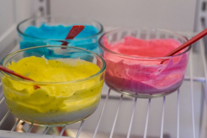 Как приготовить единорожий йогурт и приучить детей кушать овощи