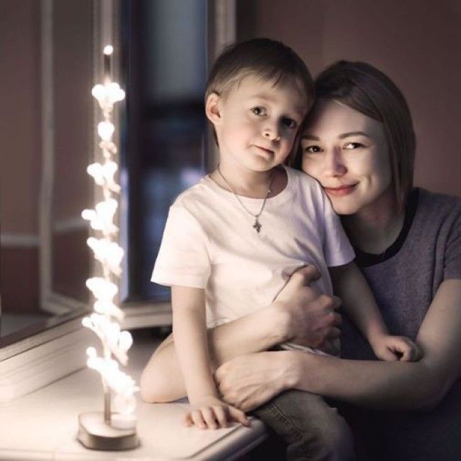 Многодетная мама Оксана Акиньшина показала редкие семейные Фото