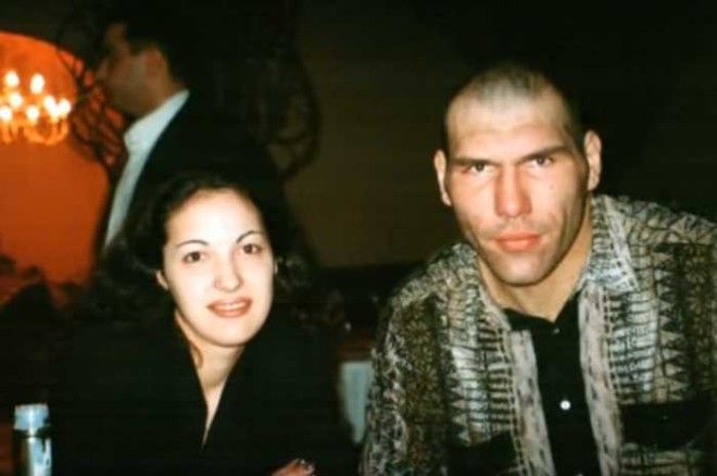 Вот как выглядит жена Николая Валуева. Эта идеальная пара вместе уже почти 17 лет!