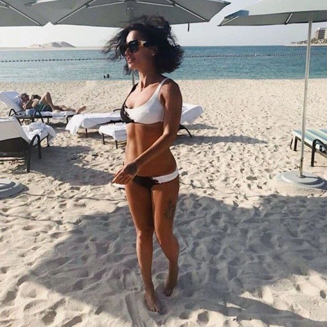 42летняя Тина Канделаки восхитила фигурой в бикини
