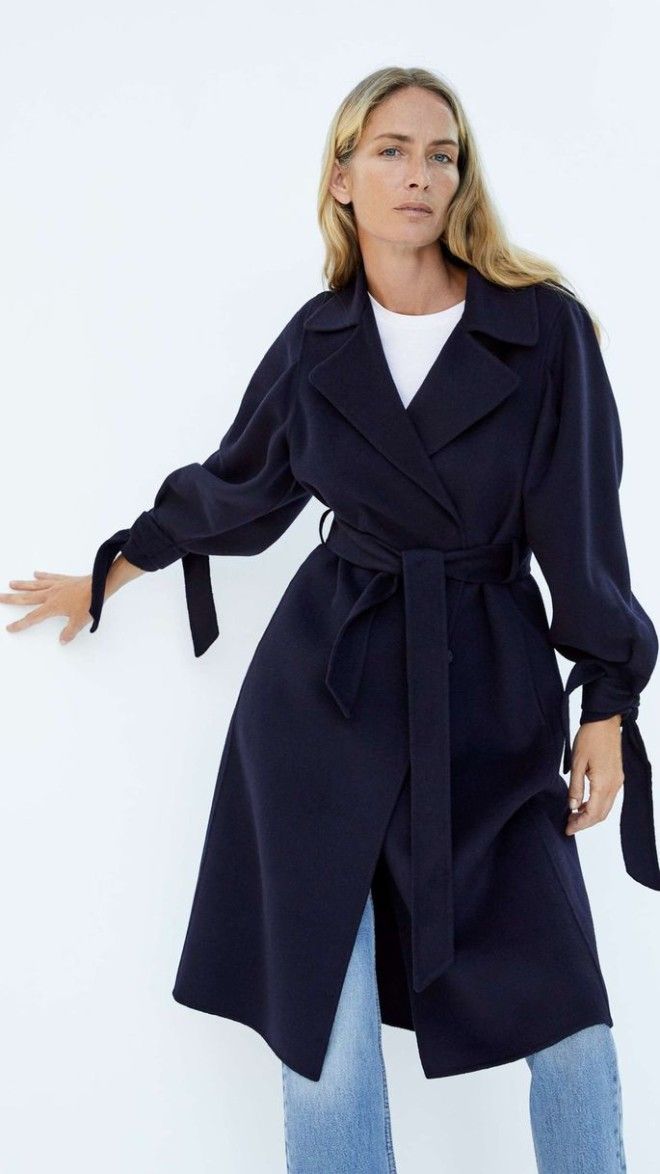 Осенняя мода темносинее пальто как у Меган Маркл и Мелании Трамп 