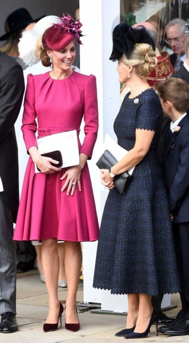 Ветер вновь задрал платье Кейт Миддлтон ТОП 5 лучших засветов от жены Принца Уильяма 