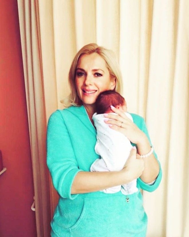 45летняя Мария Порошина показала новорожденного 5го ребёнка