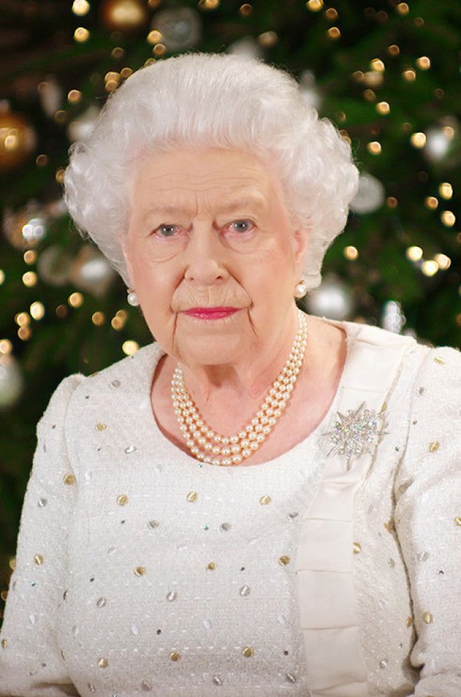 Дворцовые тайны секреты гардероба британской королевы Елизаветы II