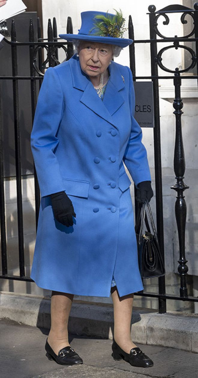 Дворцовые тайны секреты гардероба британской королевы Елизаветы II