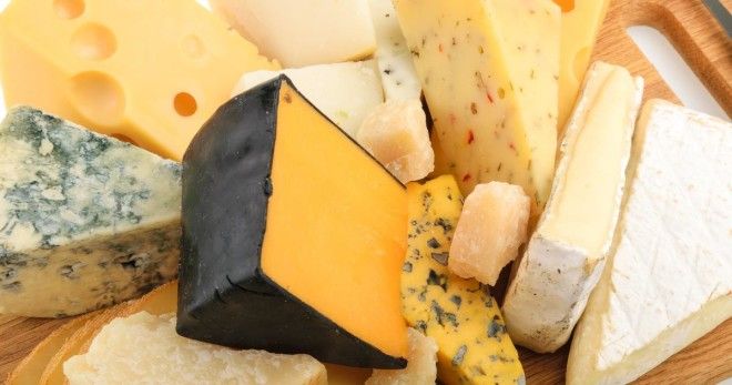 Любители сыра живут дольше тех, кто его не ест. Исследование в журнале Lancet
