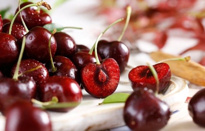 Черешня вот как любимая ягода влияет на наш организм